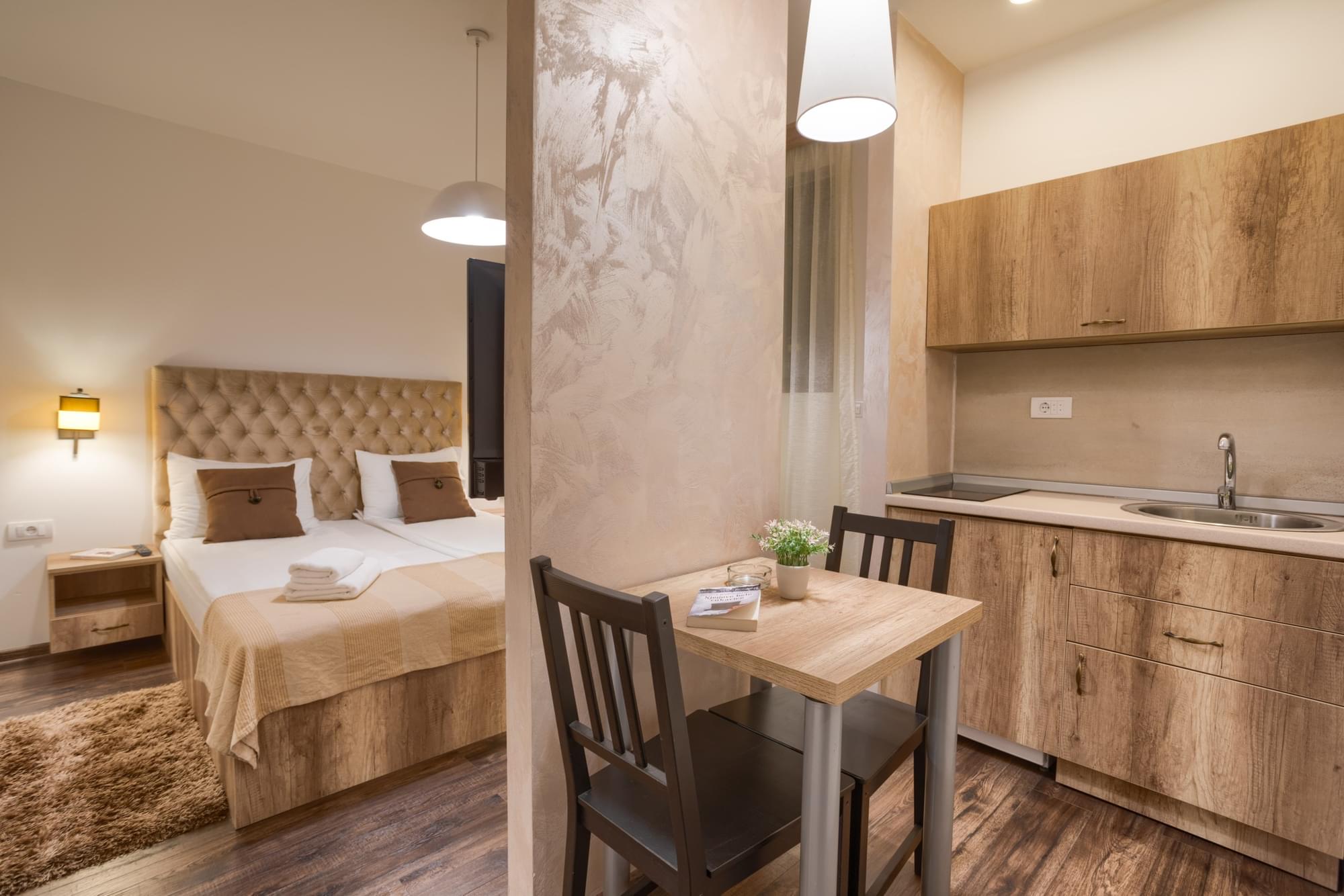 IMG 8613 HDR3 Default min scaled