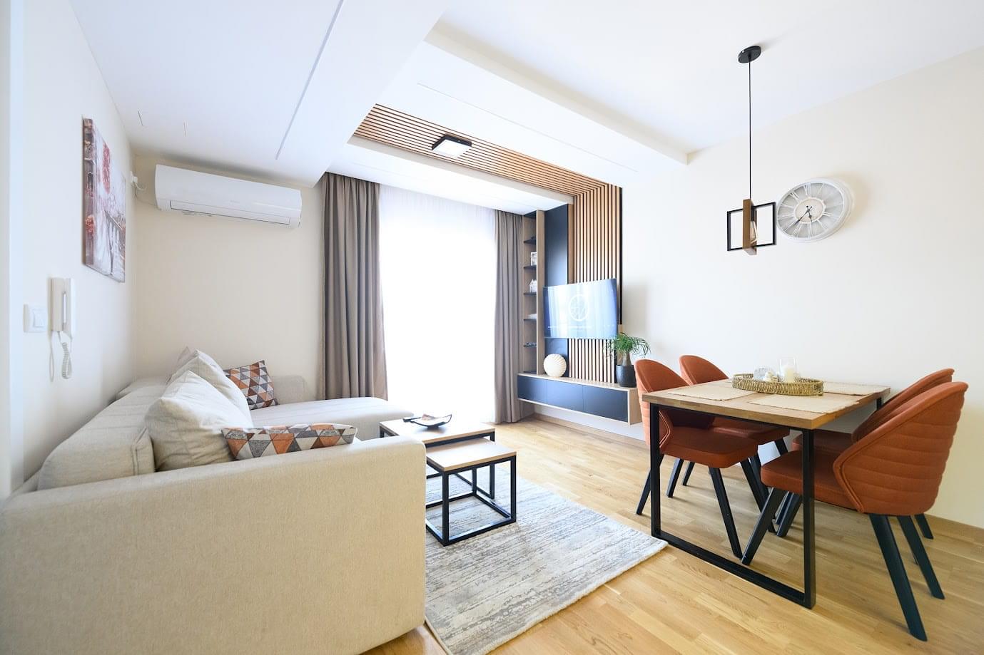 PhotoArtStudio 0021 min 2