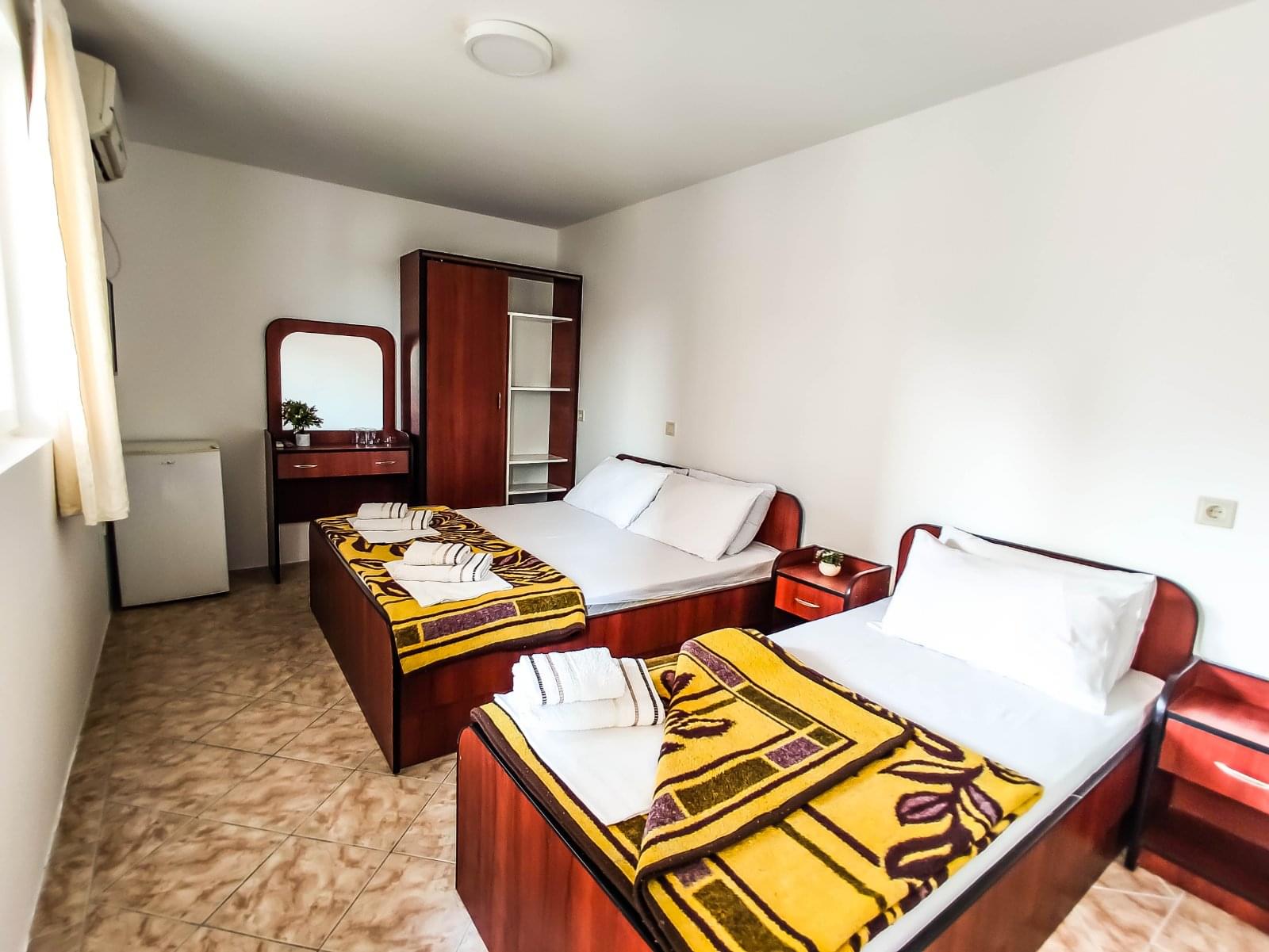 IMG 7df6c083b698f1054249113f1da8b6eb V 1