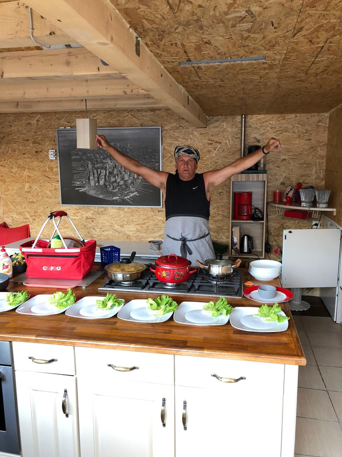 C0AA65BE 6948 4CB1 9810 BB71EDE8829D