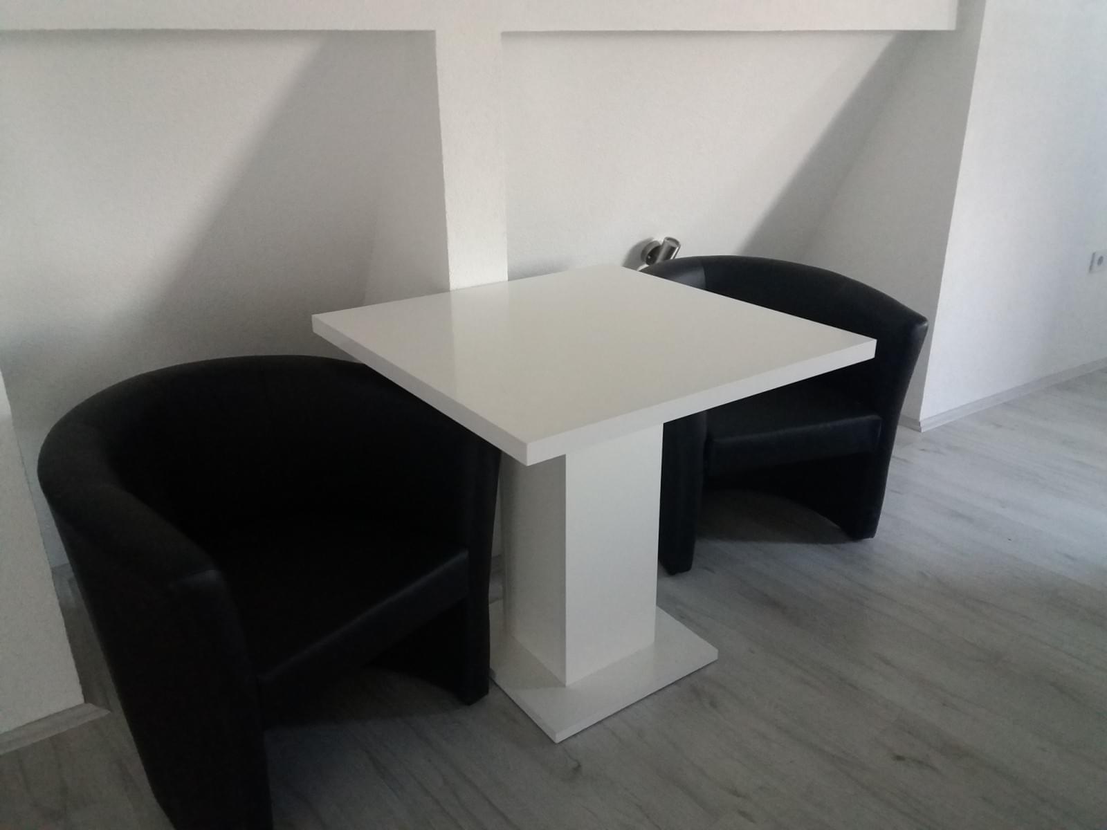 IMG c33b0d211fb4a4059efc4ba3303aa744 V