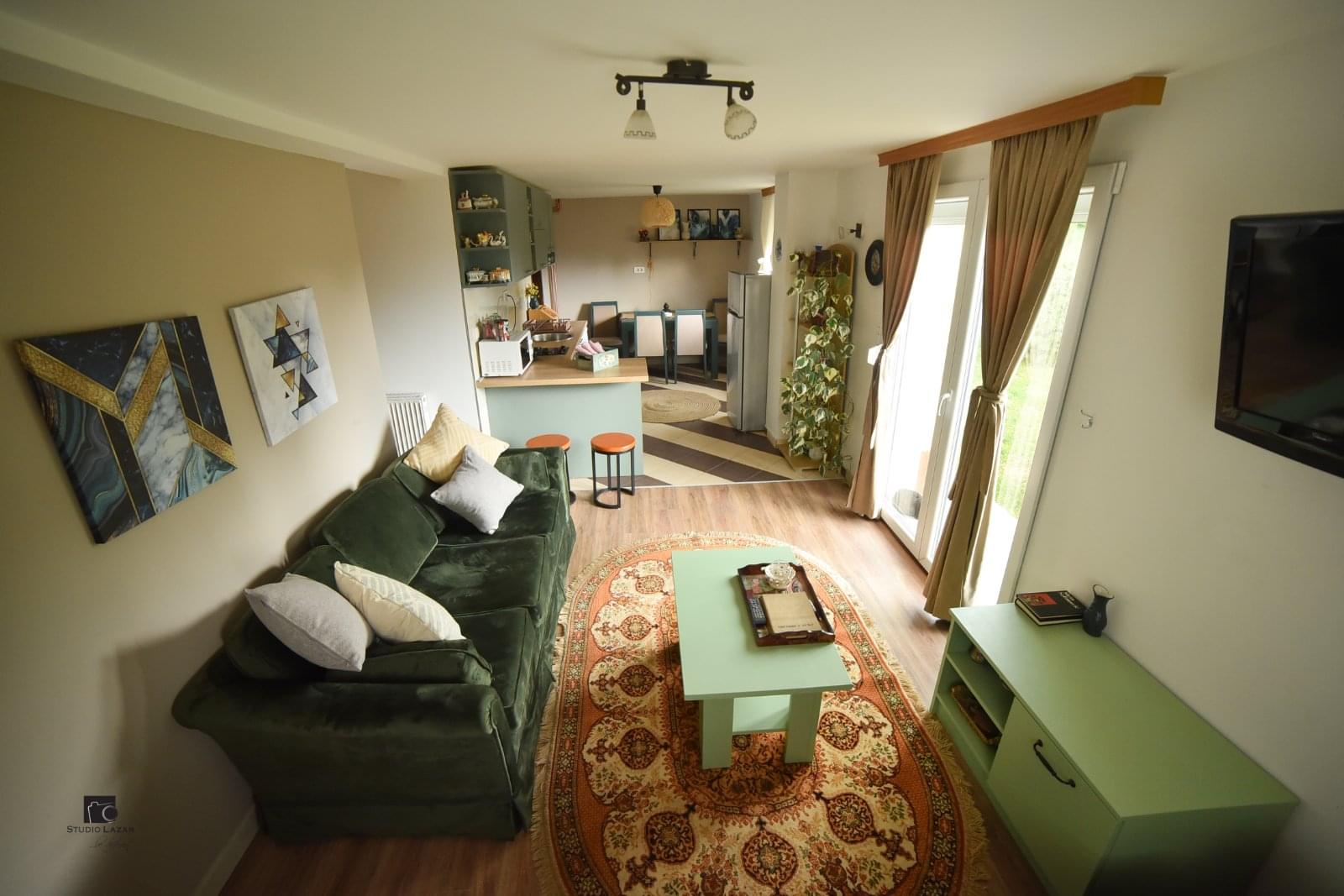 IMG de28defeb1b5c41f0ce63b23c2c132a5 V